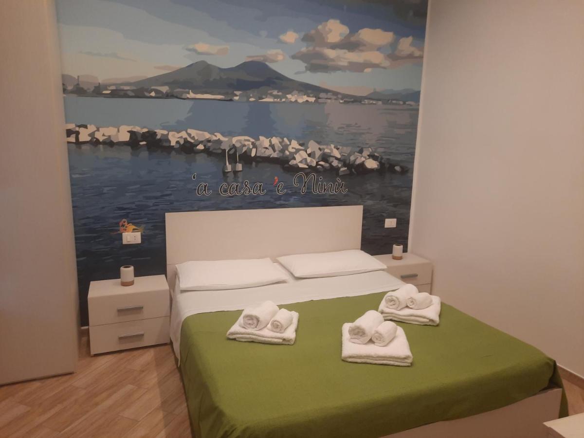'A Casa 'E Ninu Casa Vacanze 那不勒斯 外观 照片