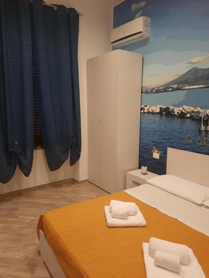 'A Casa 'E Ninu Casa Vacanze 那不勒斯 外观 照片