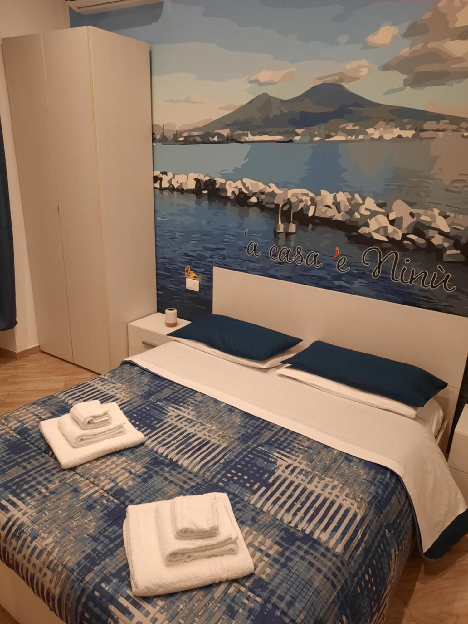 'A Casa 'E Ninu Casa Vacanze 那不勒斯 外观 照片